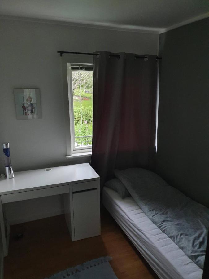Apartamento Hus Sentralt I Lofoten Leknes Exterior foto