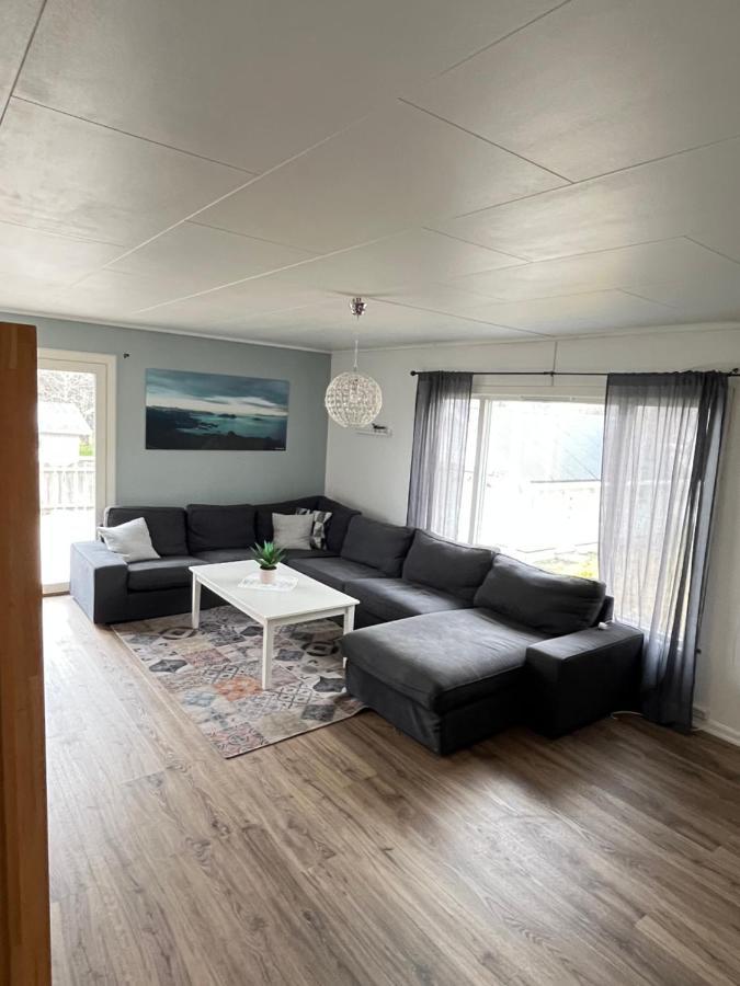 Apartamento Hus Sentralt I Lofoten Leknes Exterior foto
