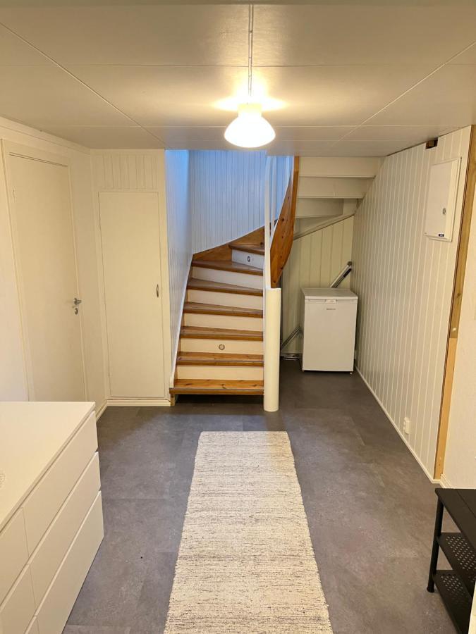 Apartamento Hus Sentralt I Lofoten Leknes Exterior foto
